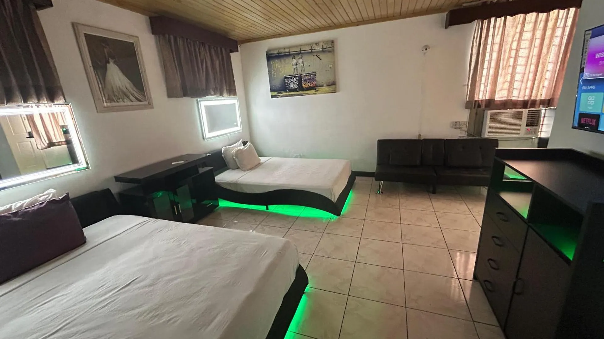 Big Apple Hotel Μοντέγκο Μπέυ